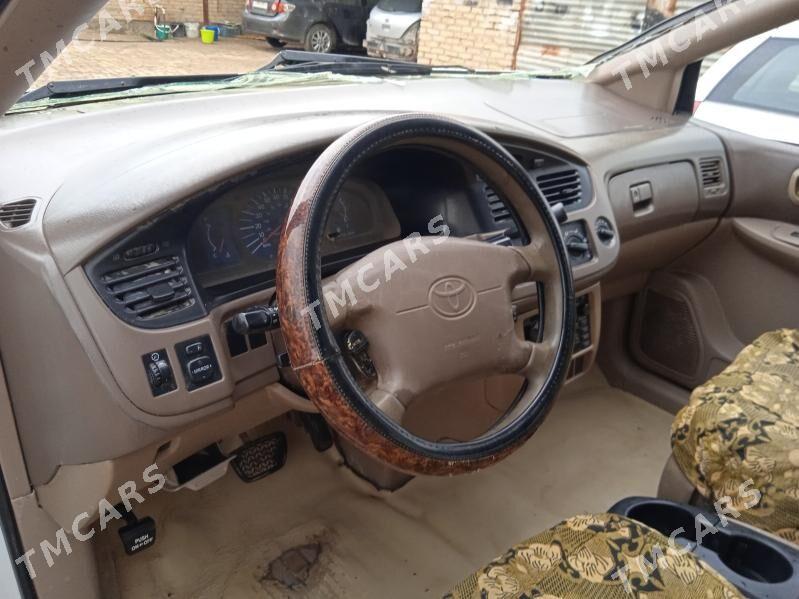 Toyota Sienna 2002 - 72 000 TMT - Mary - img 3