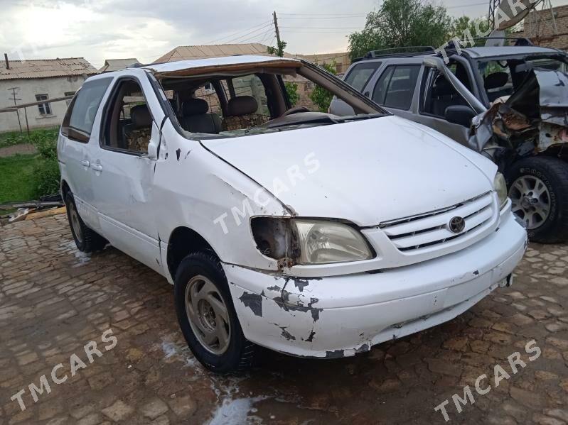 Toyota Sienna 2002 - 72 000 TMT - Mary - img 10