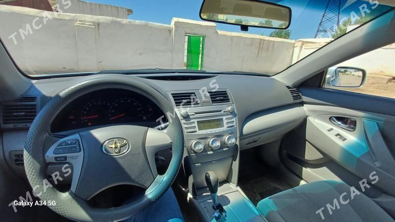 Toyota Camry 2010 - 220 000 TMT - Губадаг - img 6