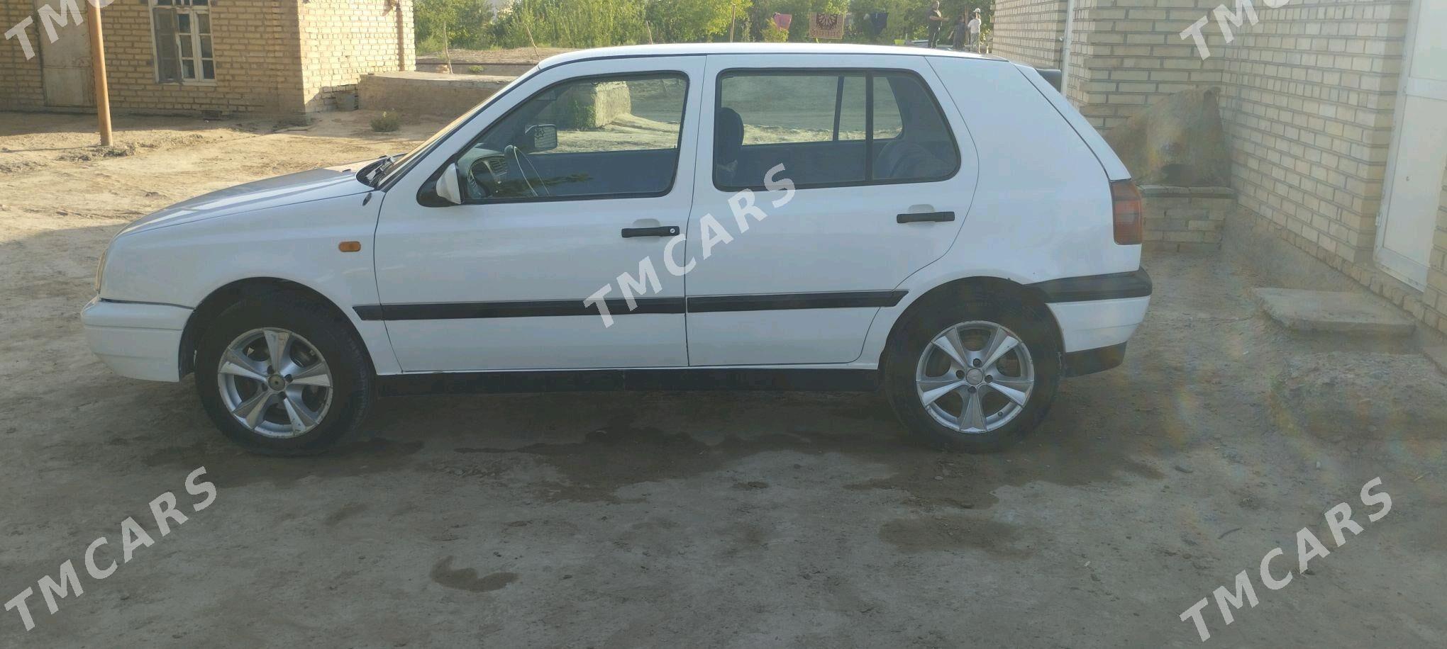 Volkswagen Golf 1992 - 30 000 TMT - Mary - img 3