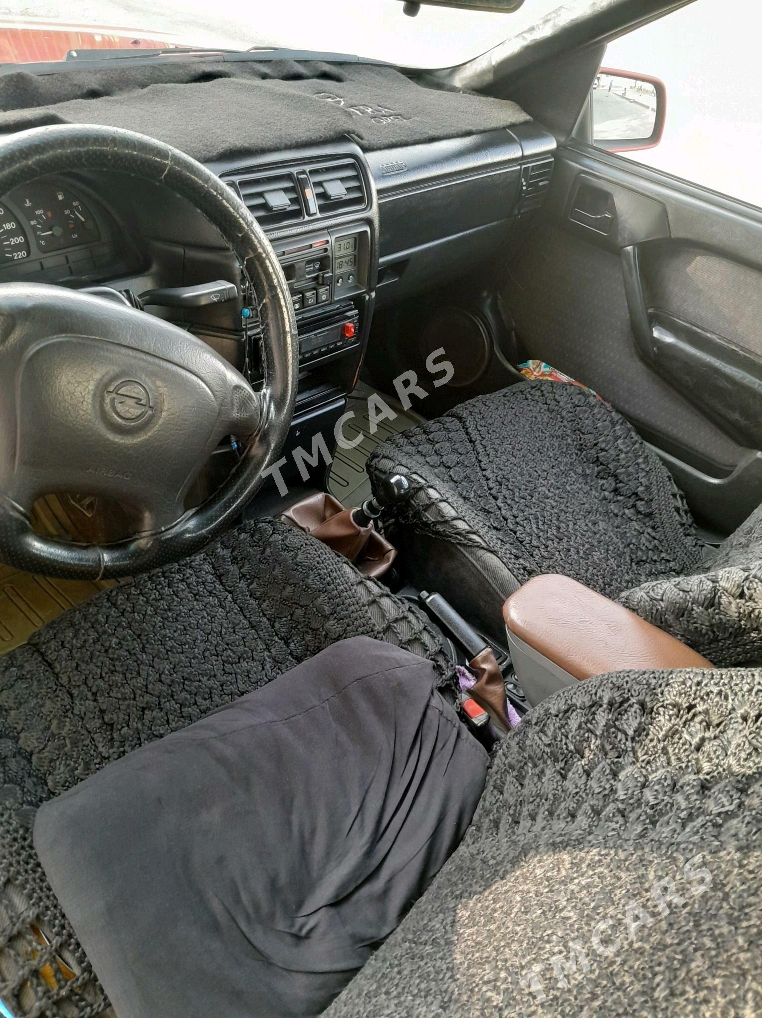 Opel Vectra 1995 - 33 000 TMT - Türkmenbaşy - img 3
