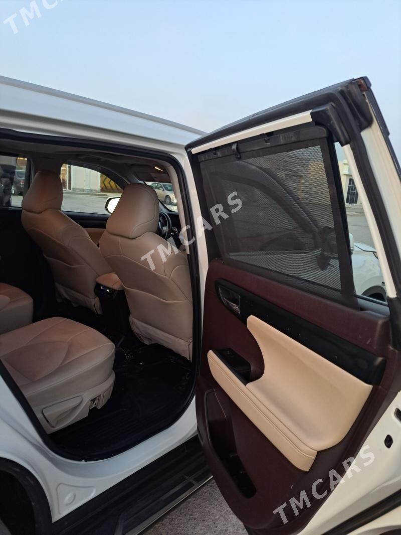 Toyota Highlander 2020 - 500 000 TMT - Туркменабат - img 9