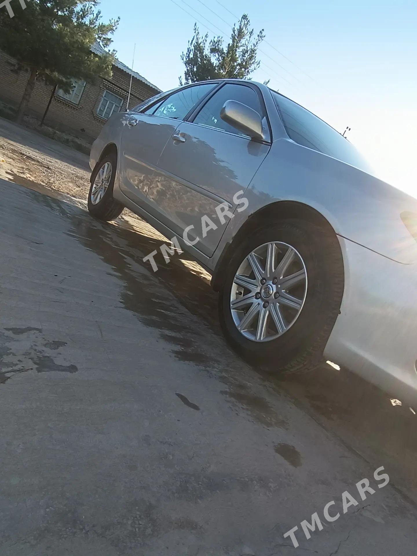 Toyota Camry 2003 - 220 000 TMT - Дянев - img 2