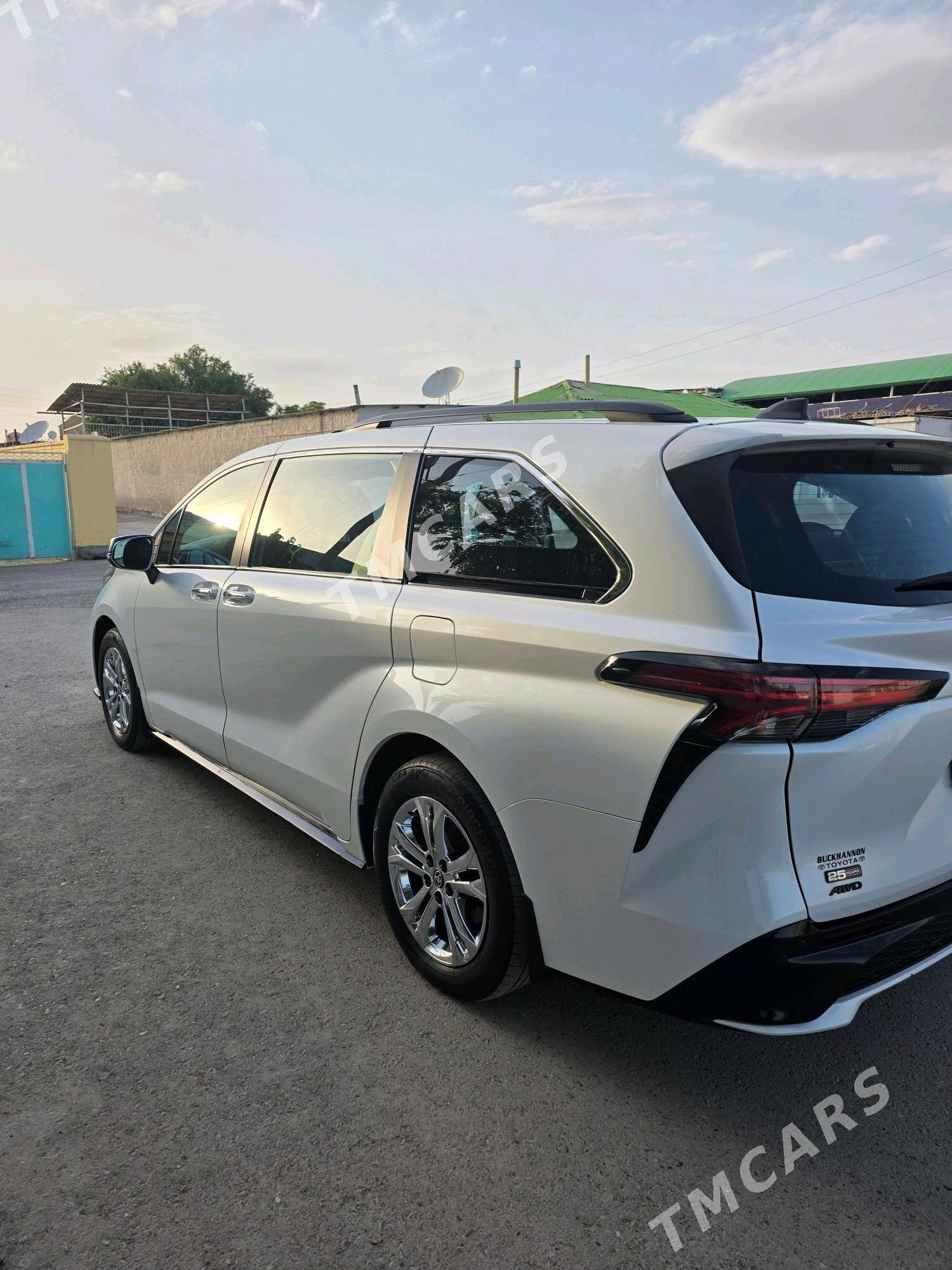 Toyota Sienna 2023 - 629 000 TMT - Aşgabat - img 6