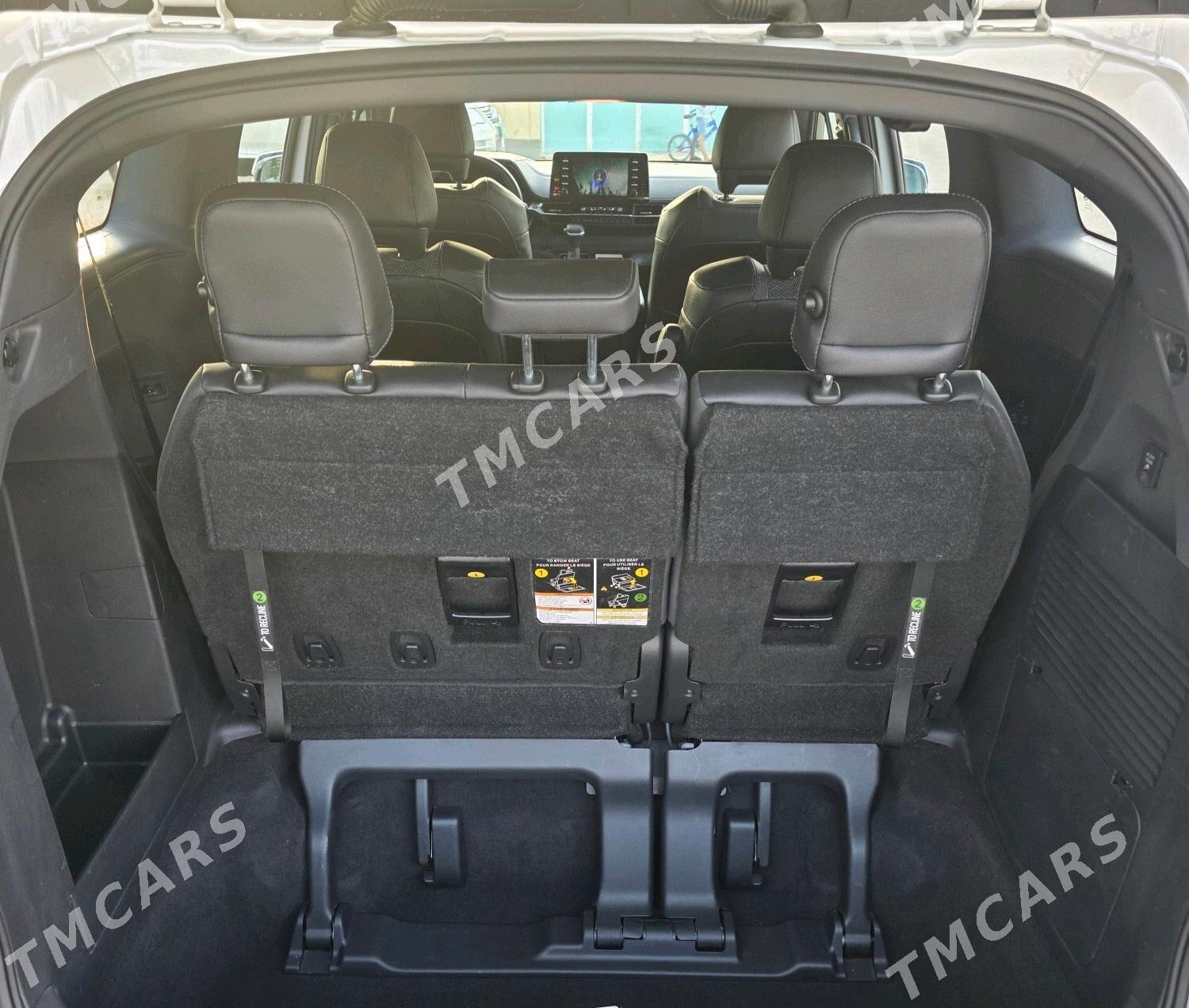Toyota Sienna 2023 - 629 000 TMT - Aşgabat - img 10