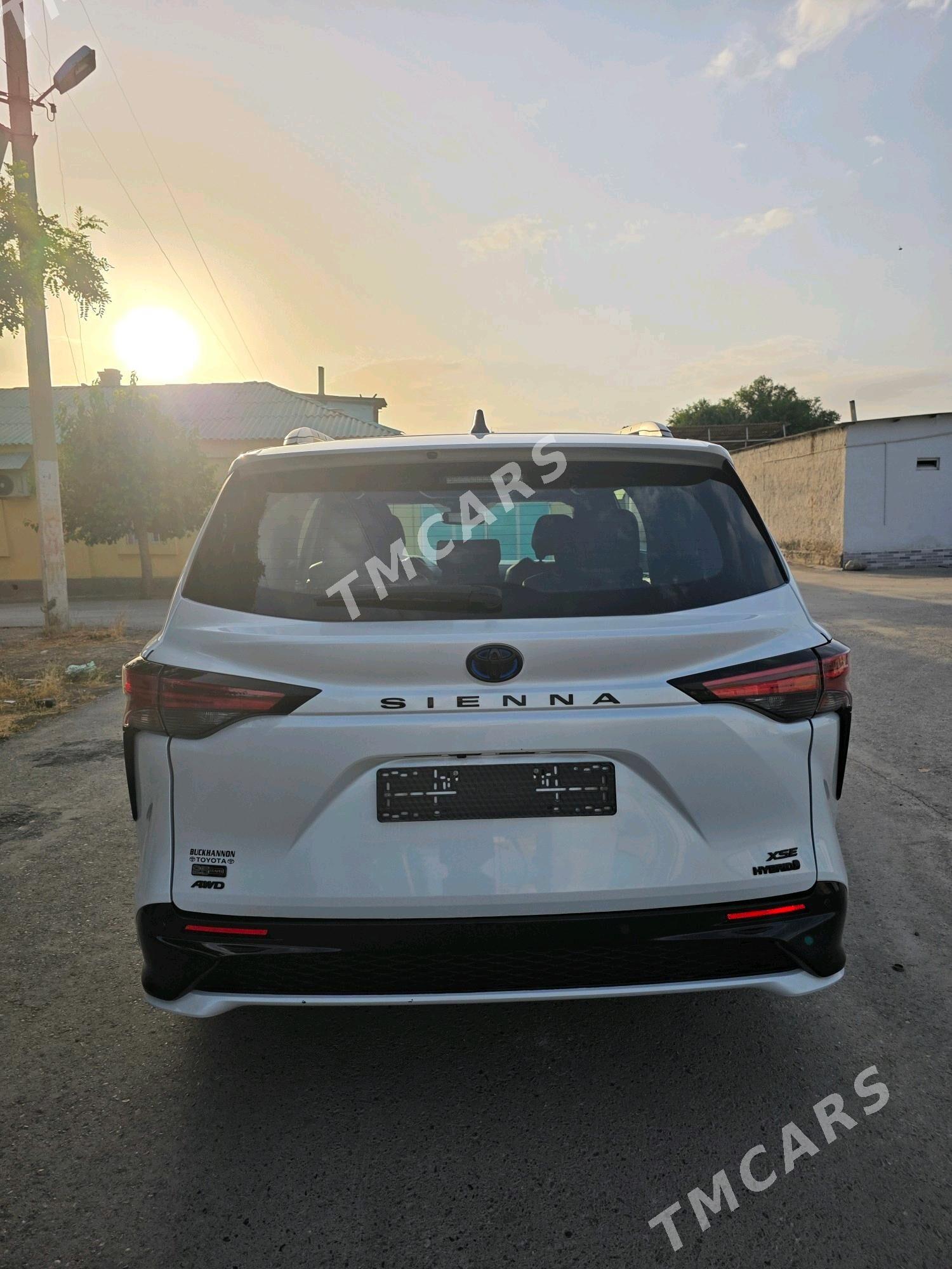 Toyota Sienna 2023 - 629 000 TMT - Aşgabat - img 7