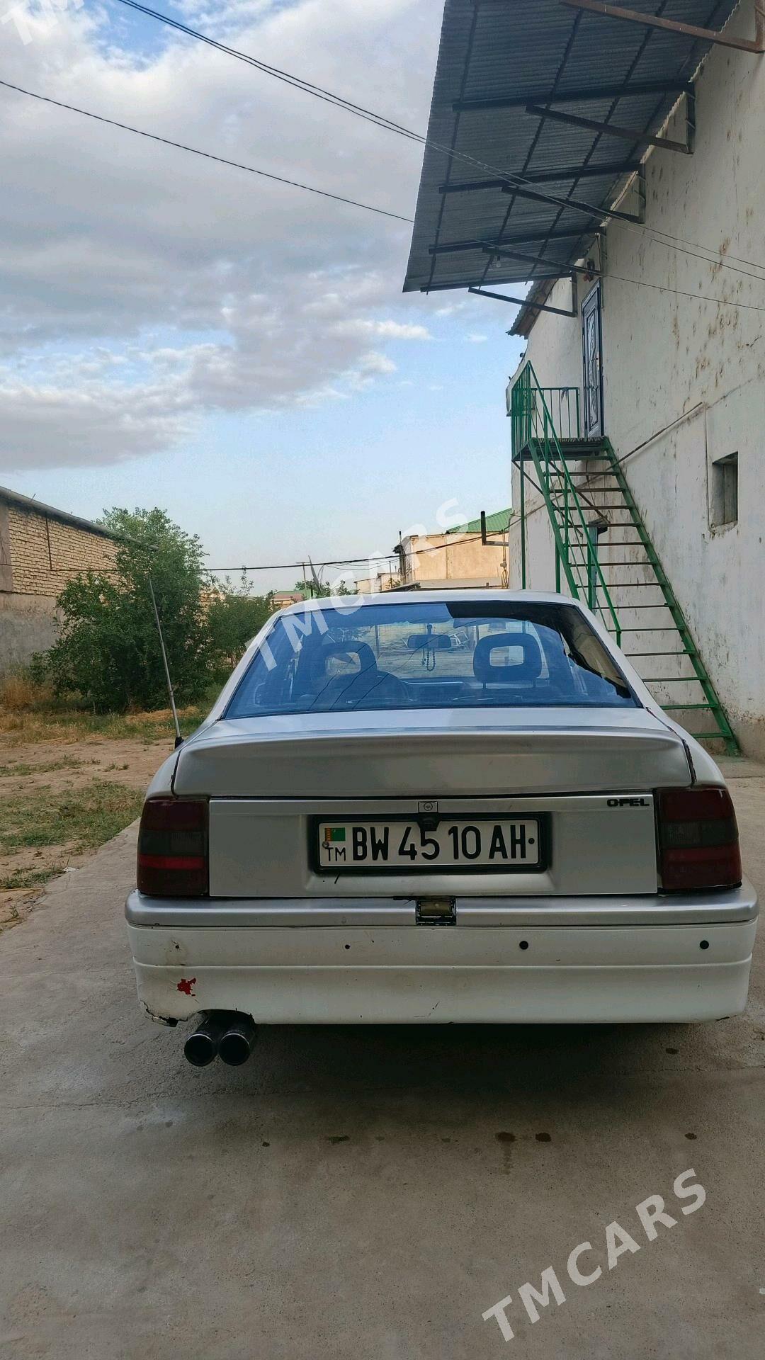 Opel Vectra 1991 - 20 000 TMT - Ýaşlyk - img 7