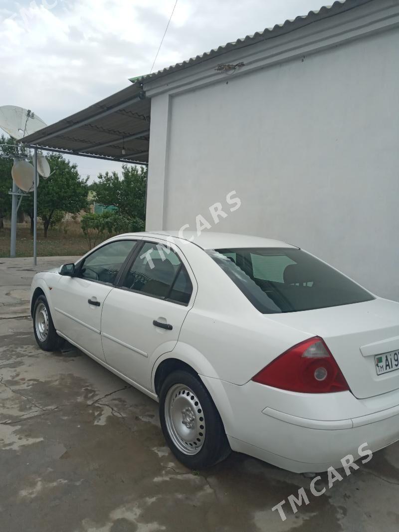 Ford Mondeo 2003 - 40 000 TMT - Кëши - img 5