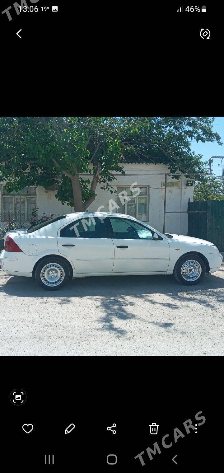 Ford Mondeo 2003 - 40 000 TMT - Кëши - img 3