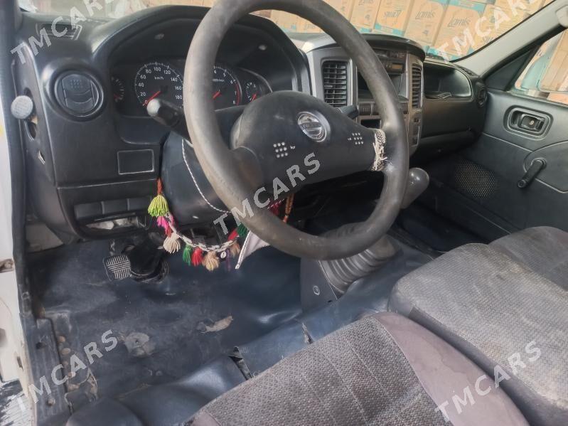 Nissan Urvan 2008 - 150 000 TMT - Tejen - img 6