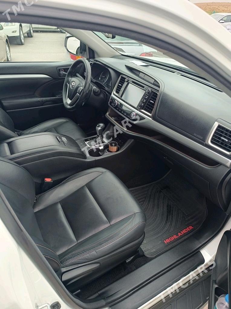 Toyota Highlander 2016 - 390 000 TMT - "Altyn Asyr" Gündogar bazary (Jygyllyk) - img 9