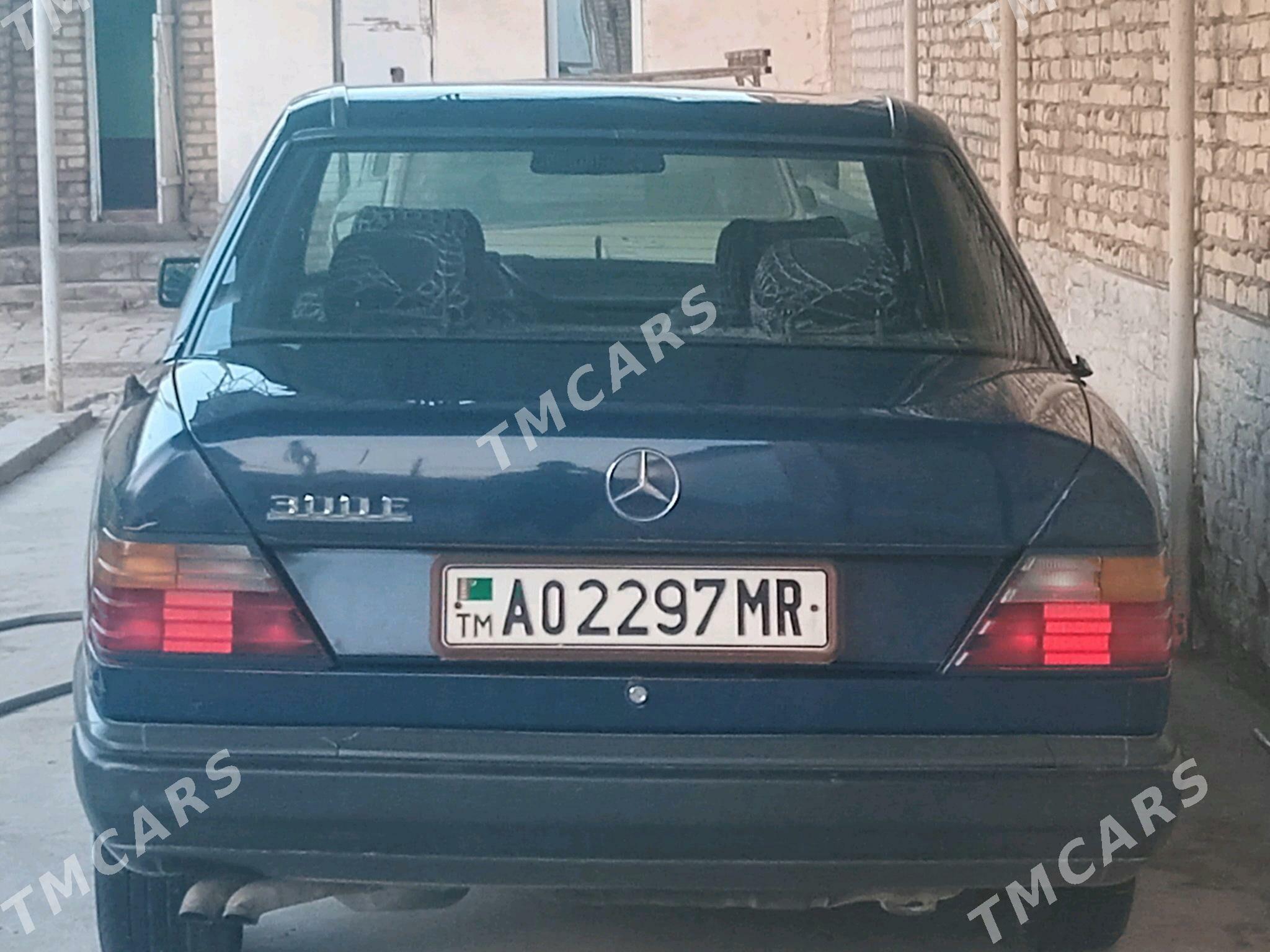 Mercedes-Benz 300E 1988 - 35 000 TMT - Baýramaly - img 4