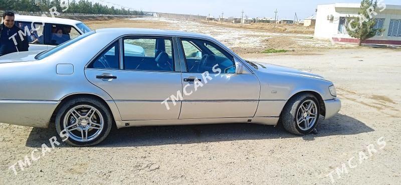 Mercedes-Benz 600-Class 1992 - 35 000 TMT - Baýramaly - img 4