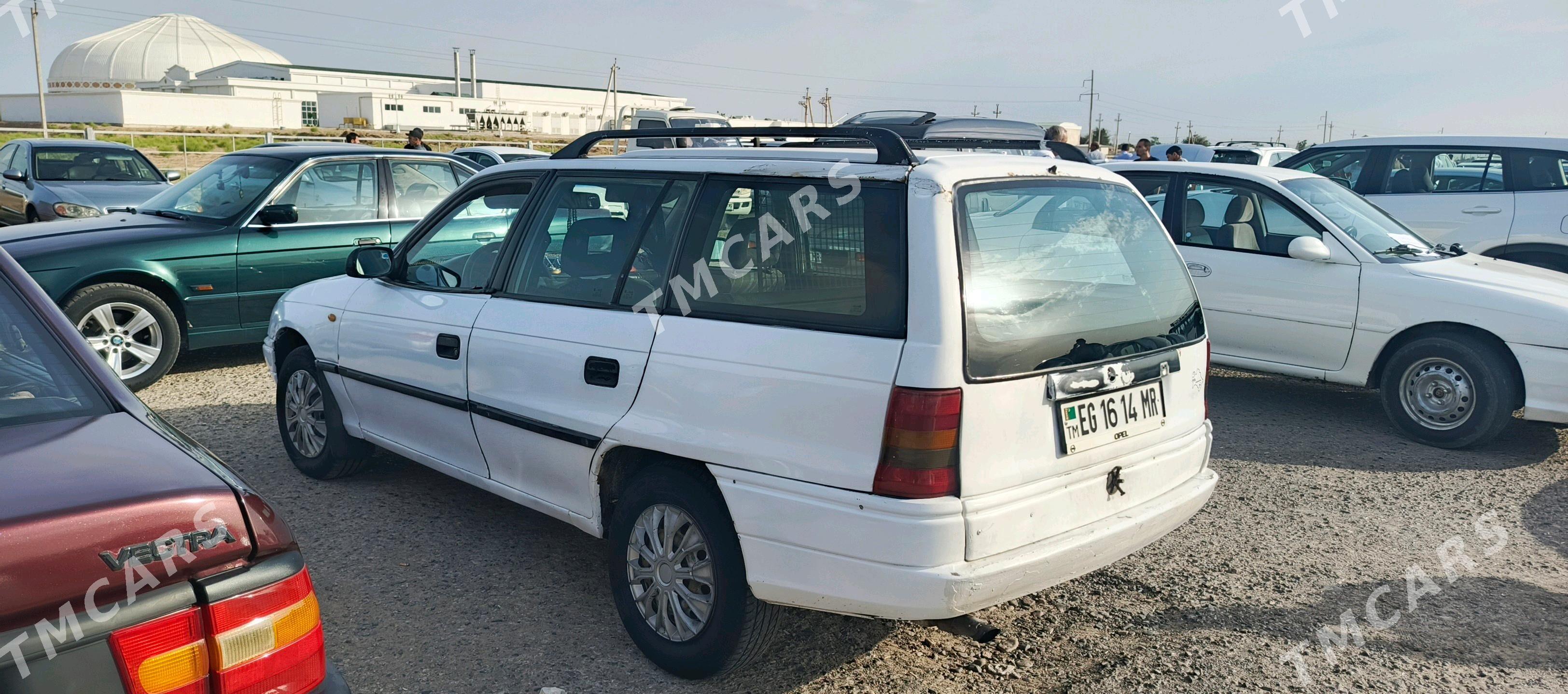Opel Astra 1994 - 28 000 TMT - Sakarçäge - img 2
