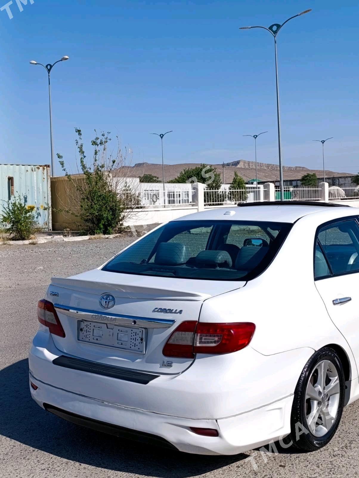 Toyota Corolla 2010 - 140 000 TMT - Гызыларбат - img 3