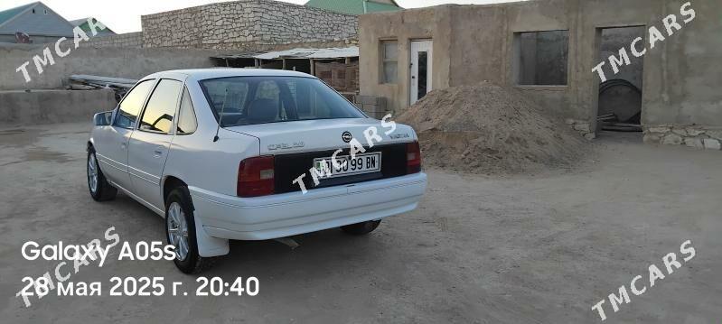 Opel Vectra 1990 - 37 000 TMT - Türkmenbaşy - img 4
