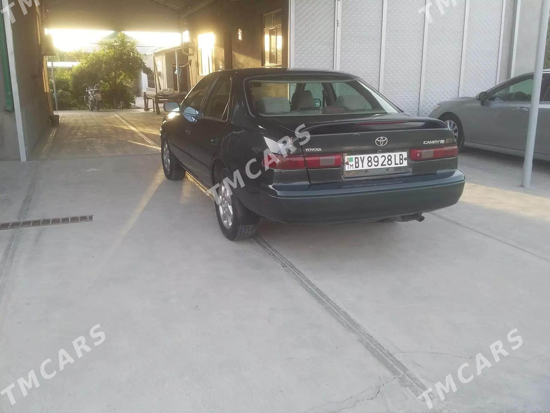 Toyota Camry 1998 - 115 000 TMT - Койтендаг - img 2