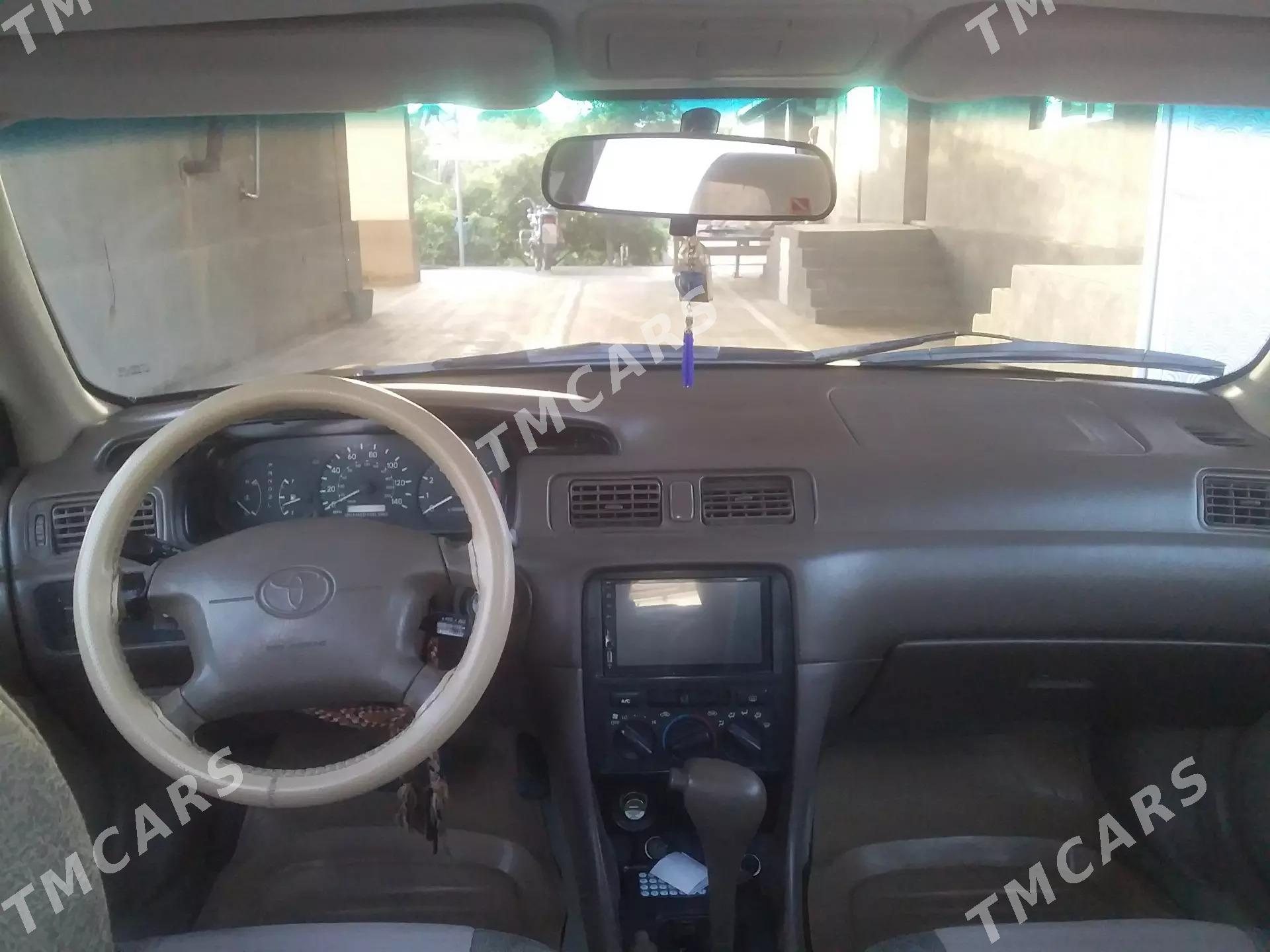 Toyota Camry 1998 - 115 000 TMT - Койтендаг - img 6