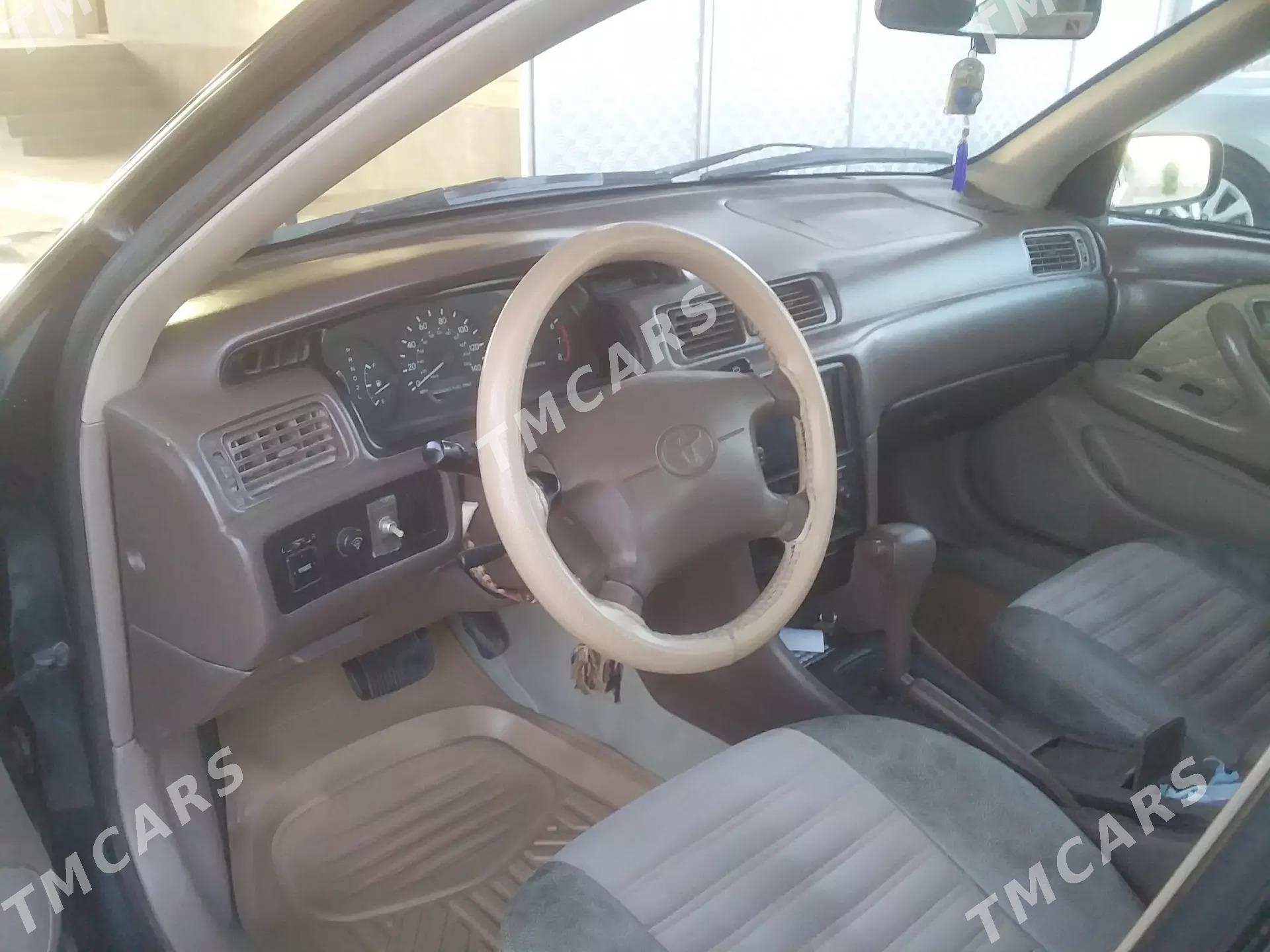 Toyota Camry 1998 - 115 000 TMT - Койтендаг - img 5