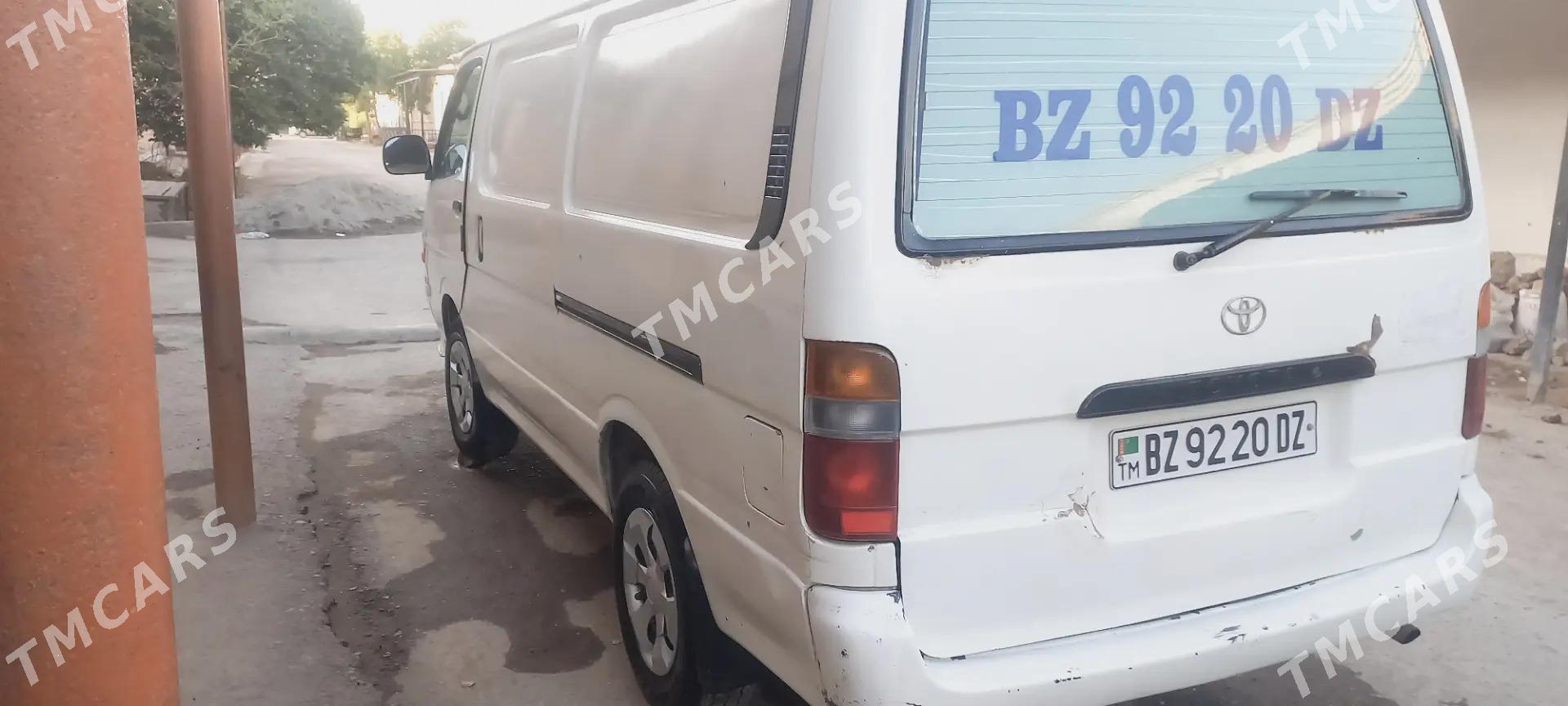 Toyota Hiace 2000 - 130 000 TMT - Дашогуз - img 2