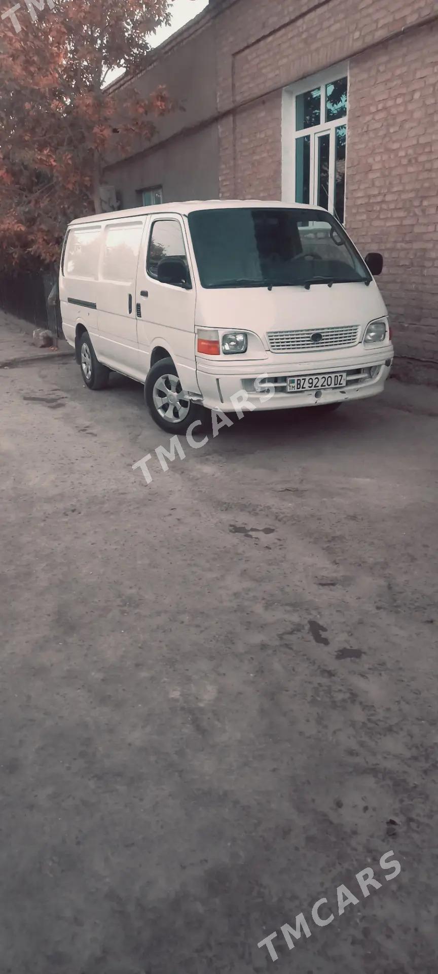 Toyota Hiace 2000 - 130 000 TMT - Дашогуз - img 4