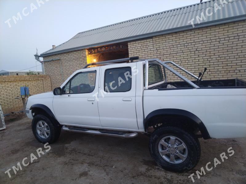 Nissan Navara 2002 - 50 000 TMT - Векильбазар - img 5