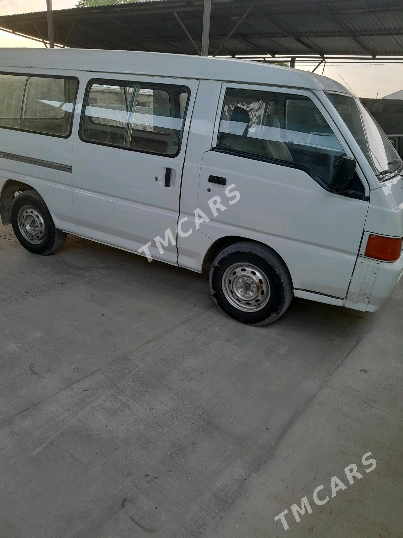 Toyota Hiace 1992 - 45 000 TMT - Gökdepe - img 3