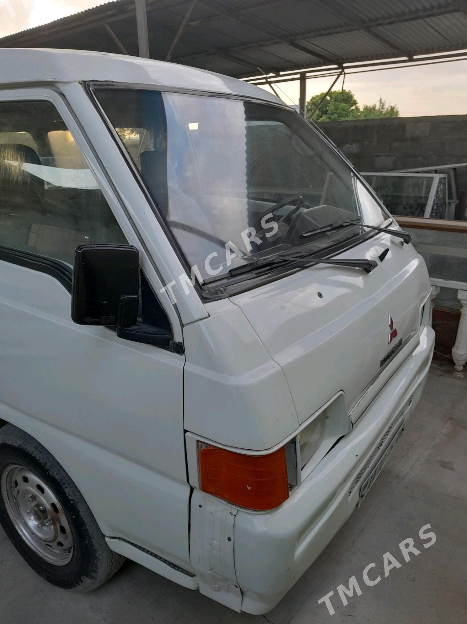 Toyota Hiace 1992 - 45 000 TMT - Gökdepe - img 4