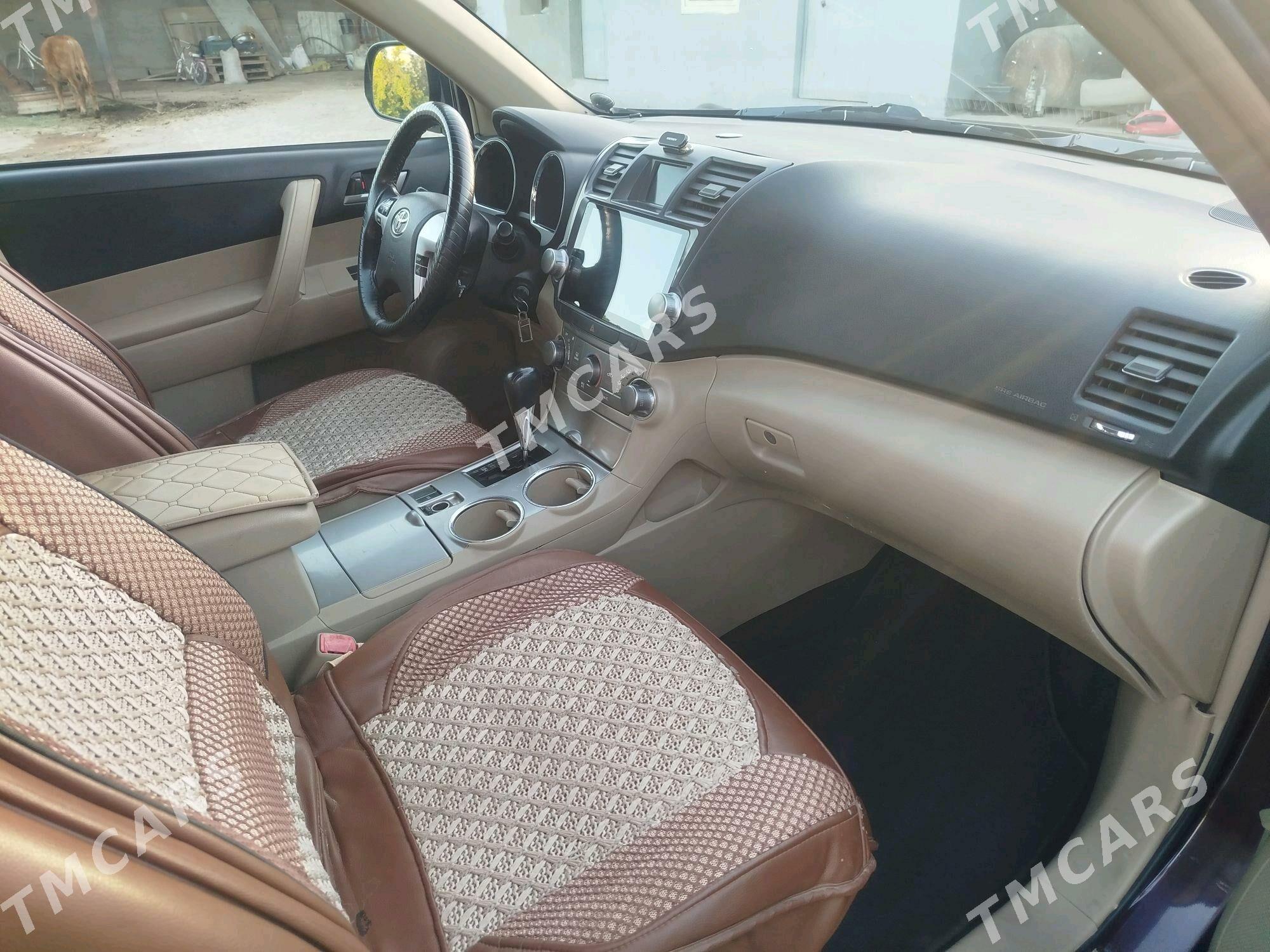 Toyota Highlander 2012 - 290 000 TMT - Туркменгала - img 6