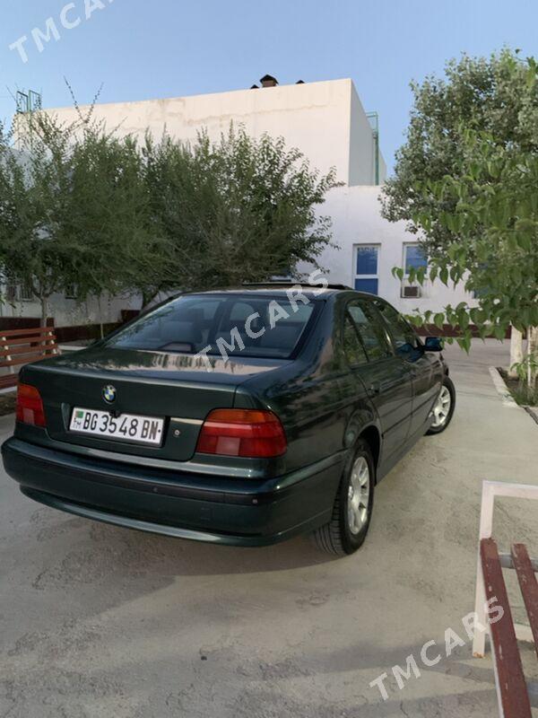 BMW E39 1999 - 105 000 TMT - Гумдаг - img 8