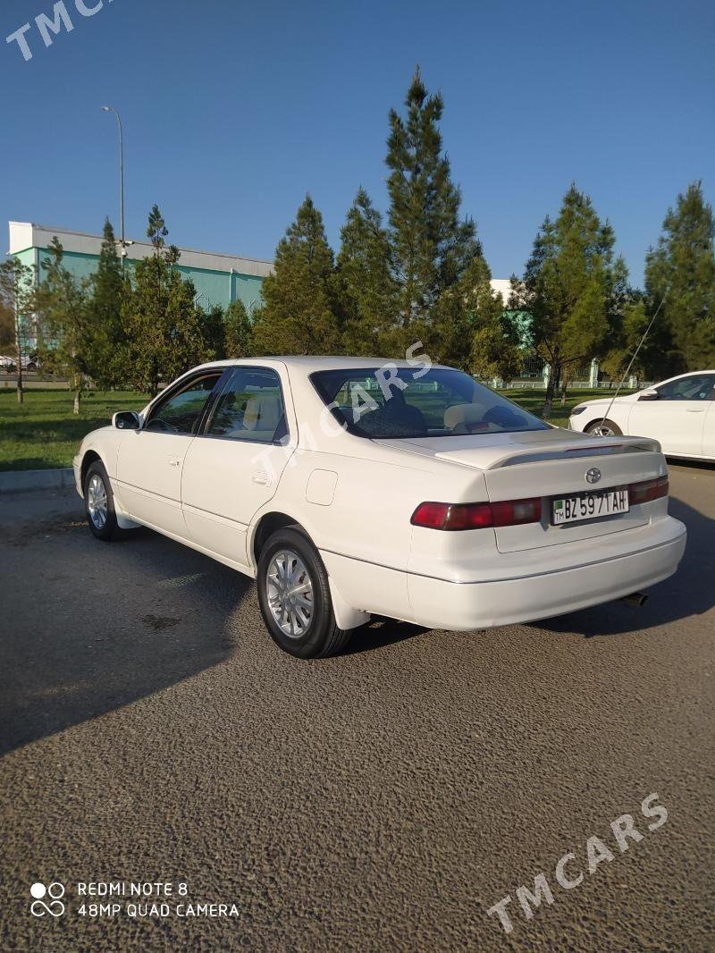 Toyota Camry 1998 - 115 000 TMT - Теджен - img 4