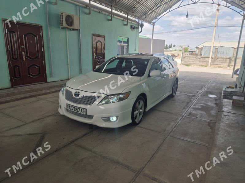 Toyota Camry 2011 - 215 000 TMT - Бузмеин - img 9