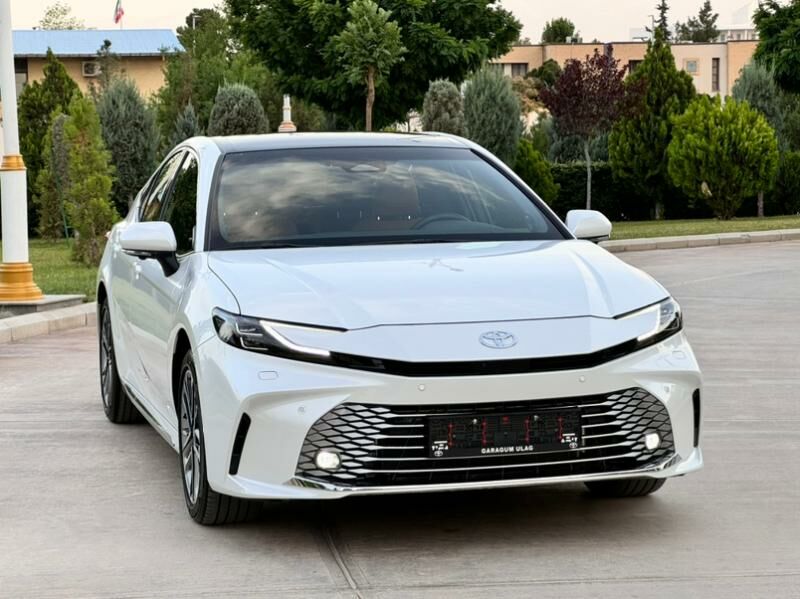 Toyota Camry 2025 - 645 000 TMT - Aşgabat - img 3