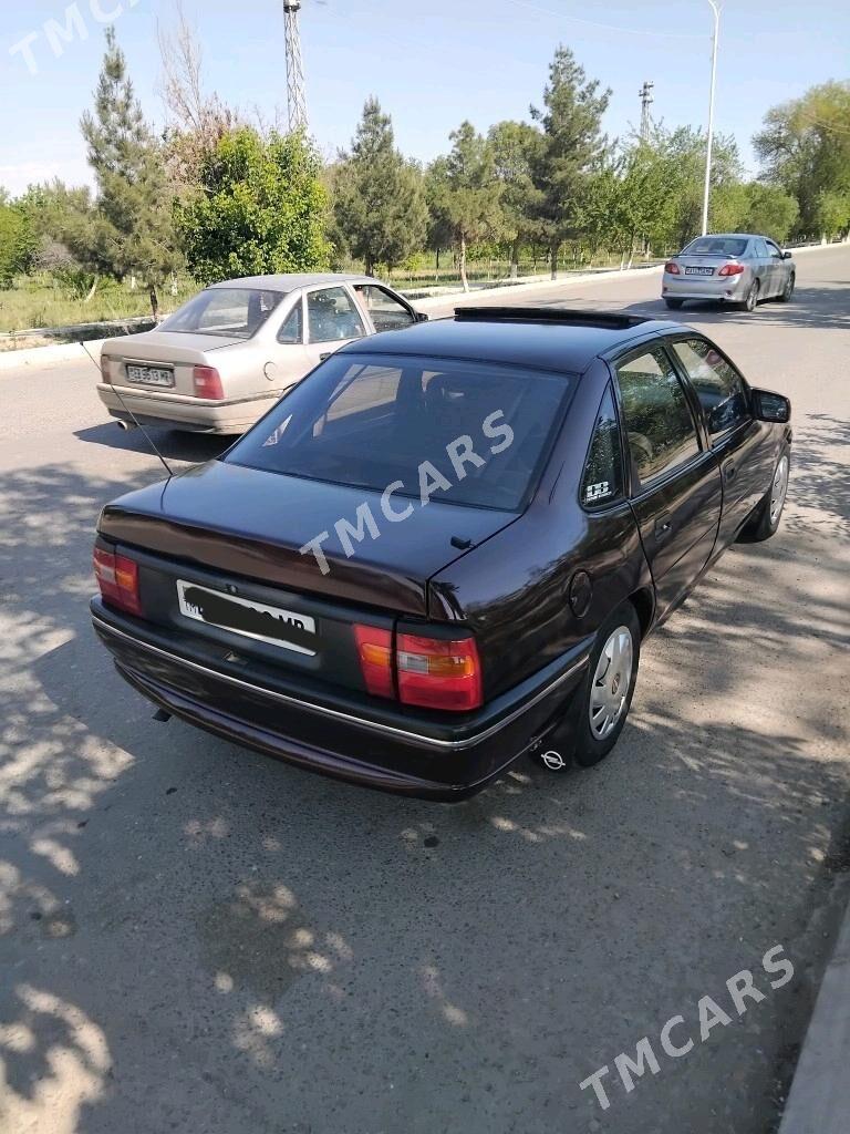 Opel Vectra 1992 - 50 000 TMT - Байрамали - img 2