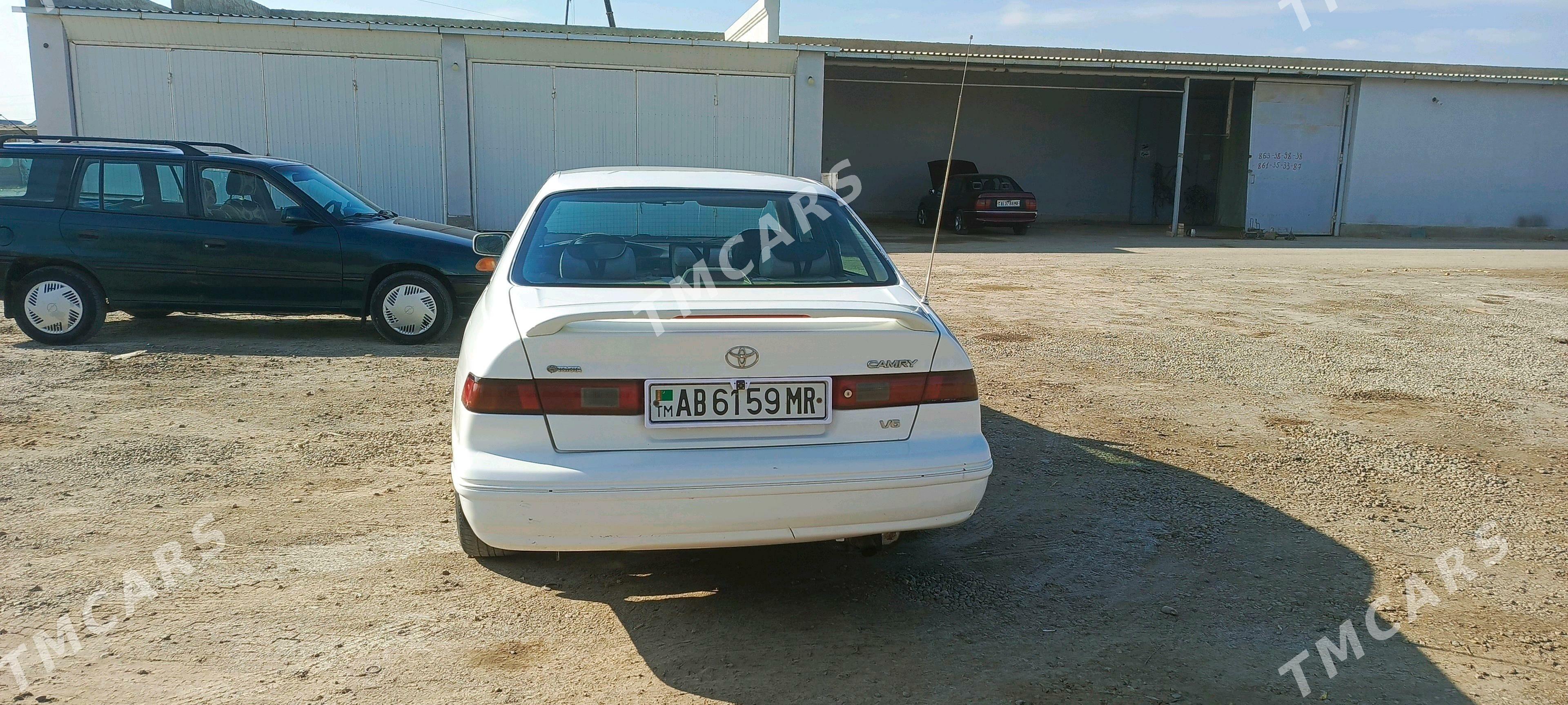 Toyota Camry 1999 - 103 000 TMT - Векильбазар - img 2