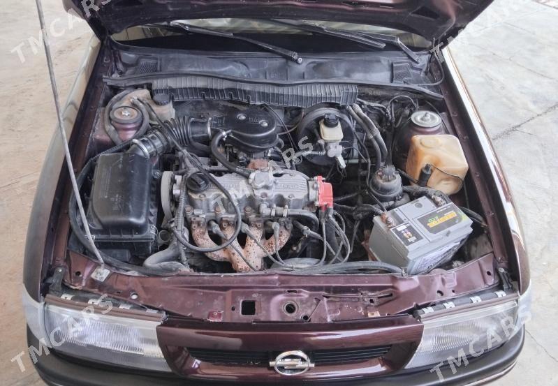Opel Vectra 1992 - 50 000 TMT - Байрамали - img 6