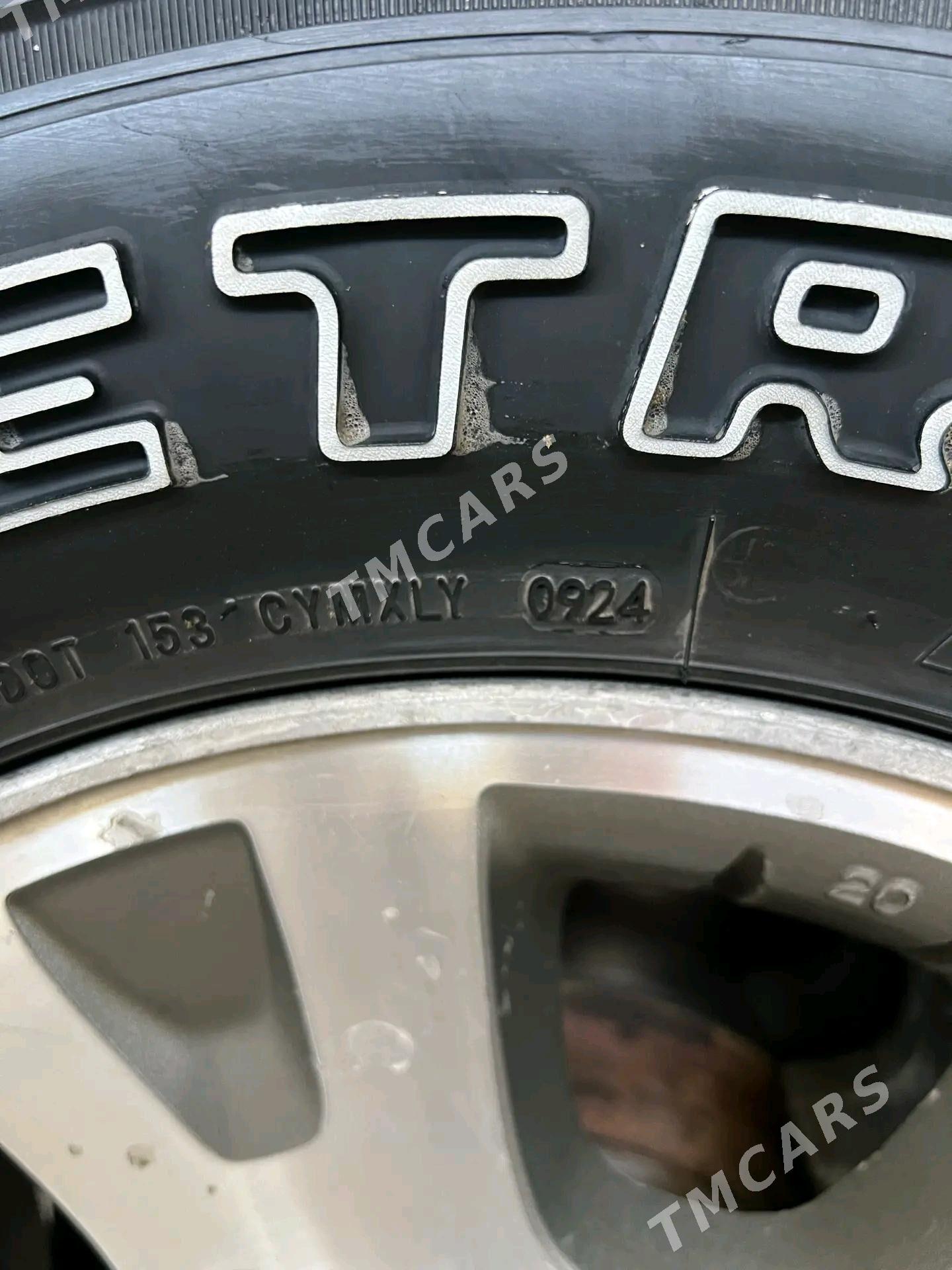 Toyota 4Runner 2000 - 140 000 TMT - Türkmenabat - img 2