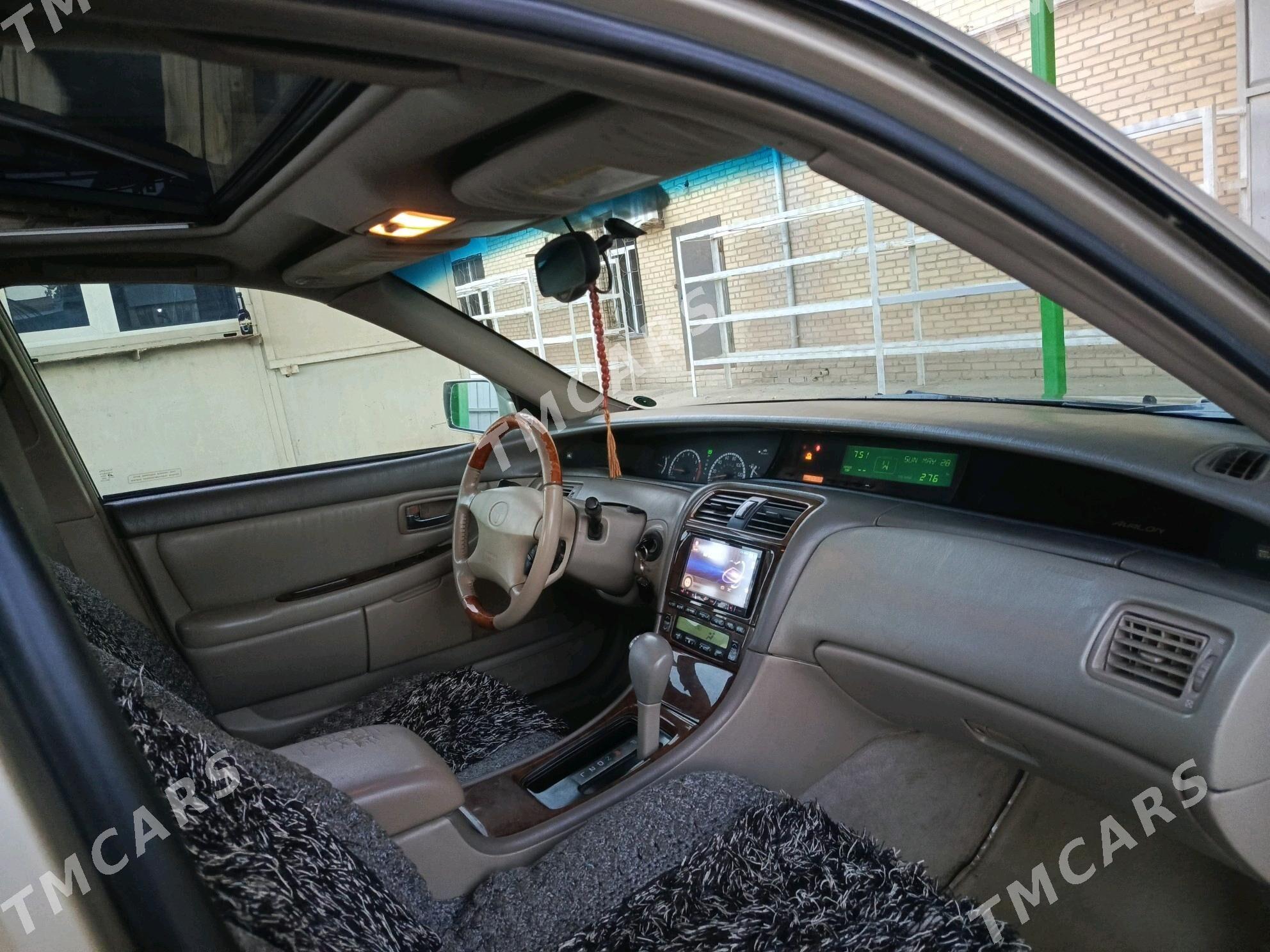 Toyota Avalon 2001 - 168 000 TMT - Halaç - img 7