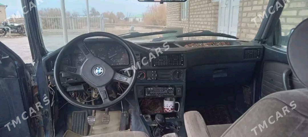 BMW 535 1985 - 15 000 TMT - Sarahs - img 3