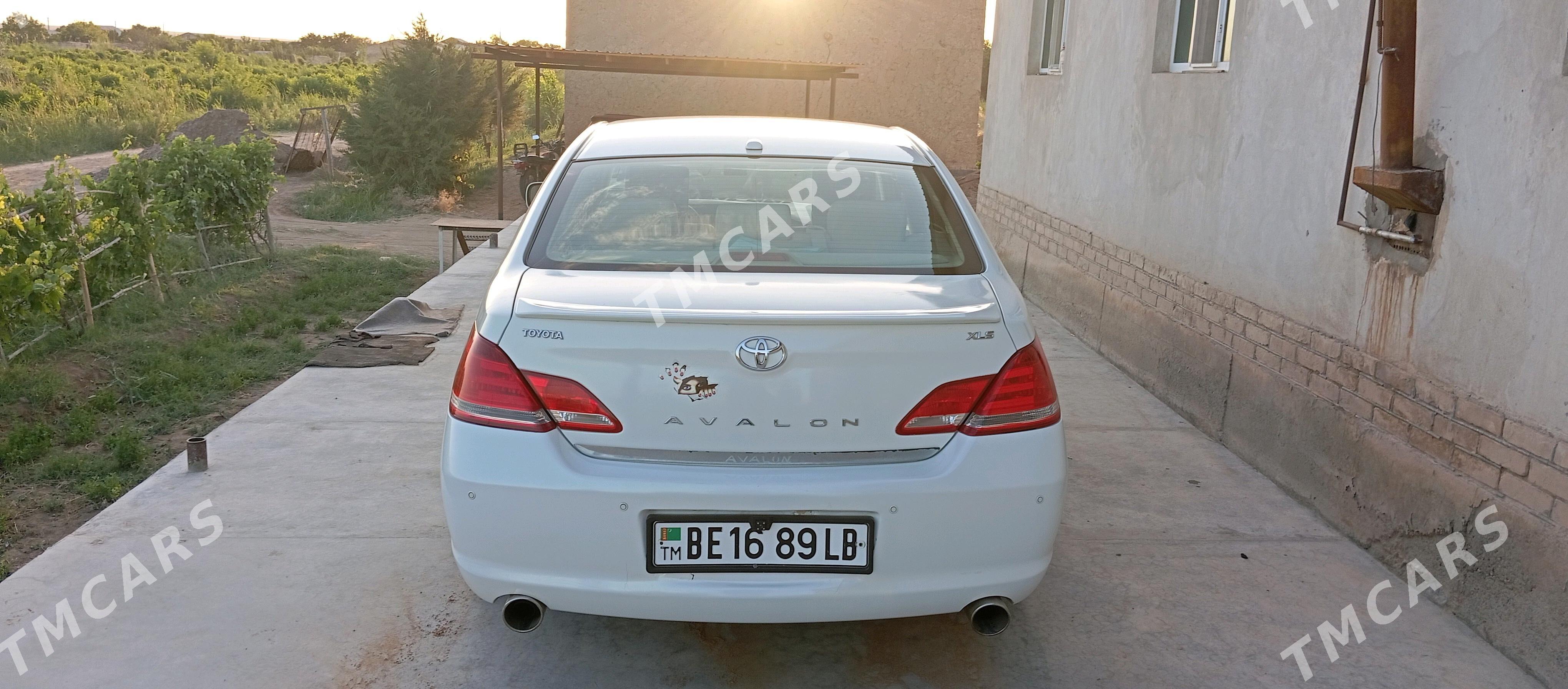 Toyota Avalon 2005 - 150 000 TMT - Seýdi - img 9