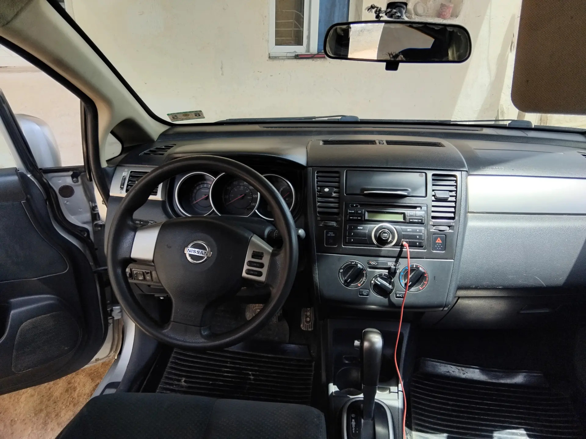 Nissan Versa 2011 - 90 000 TMT - Теджен - img 6