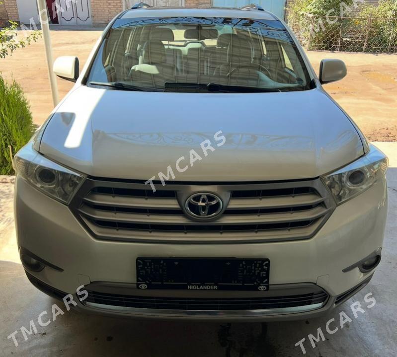 Toyota Highlander 2012 - 338 000 TMT - Кёнеургенч - img 2