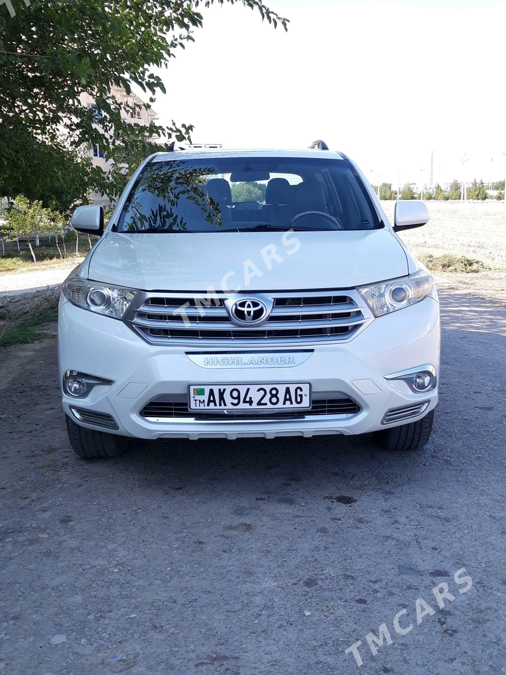 Toyota Highlander 2012 - 309 000 TMT - Бузмеин ГРЭС - img 4