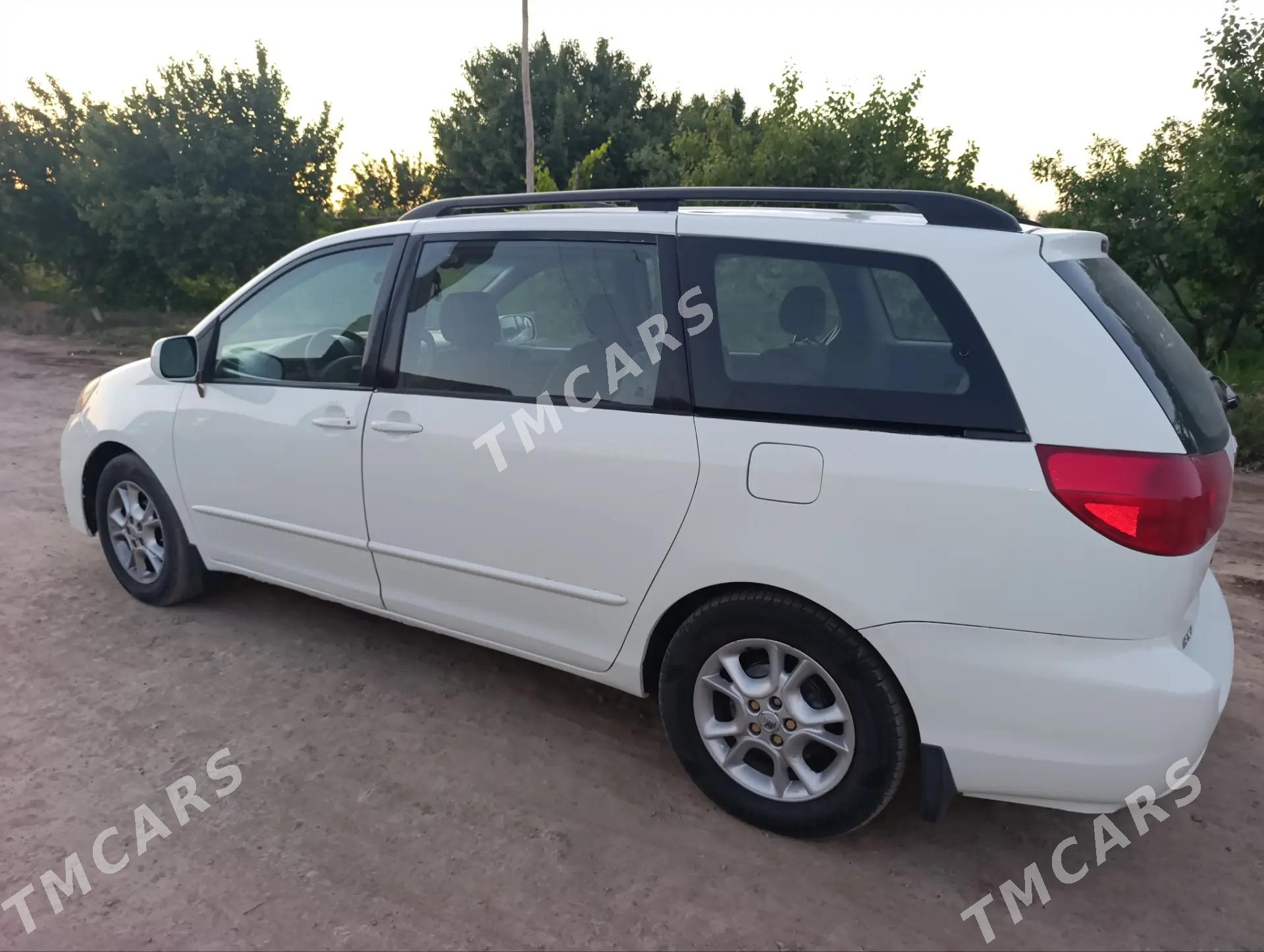 Toyota Sienna 2006 - 160 000 TMT - Халач - img 5