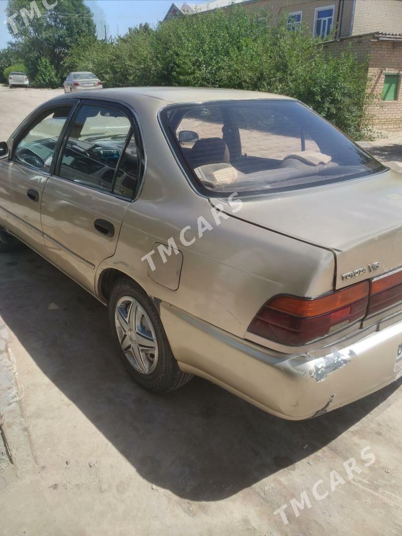 Toyota Corolla 1994 - 29 000 TMT - Керки - img 3