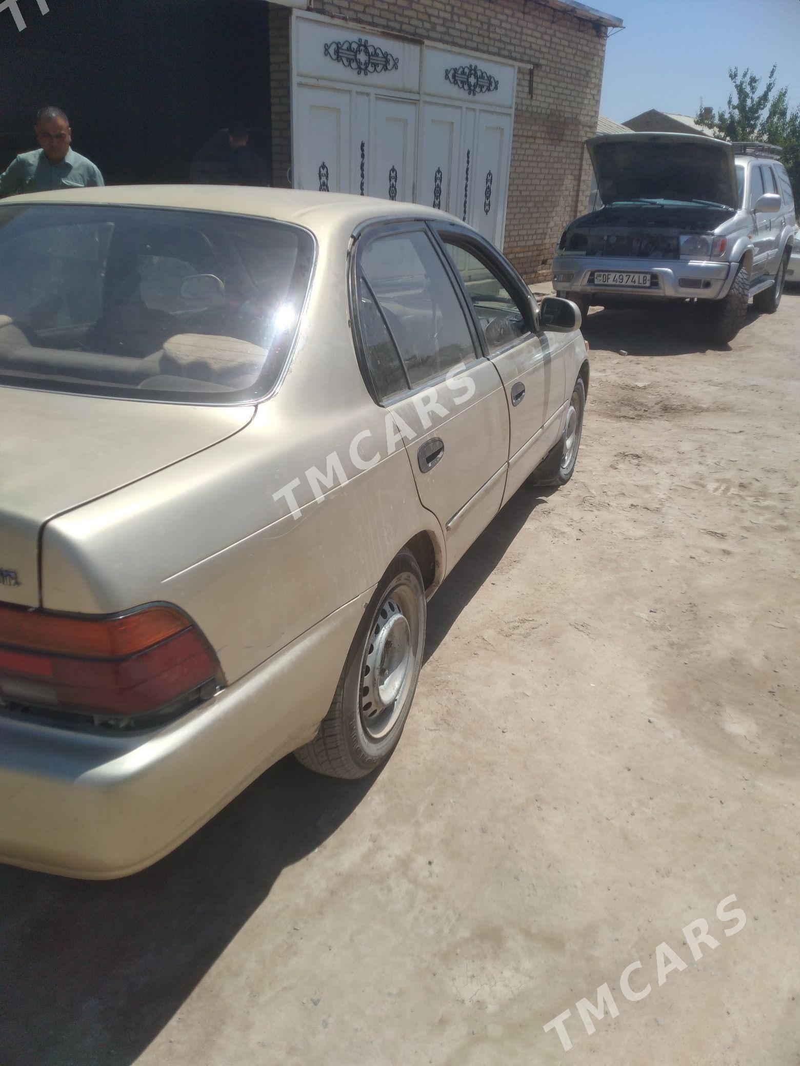 Toyota Corolla 1994 - 29 000 TMT - Керки - img 4