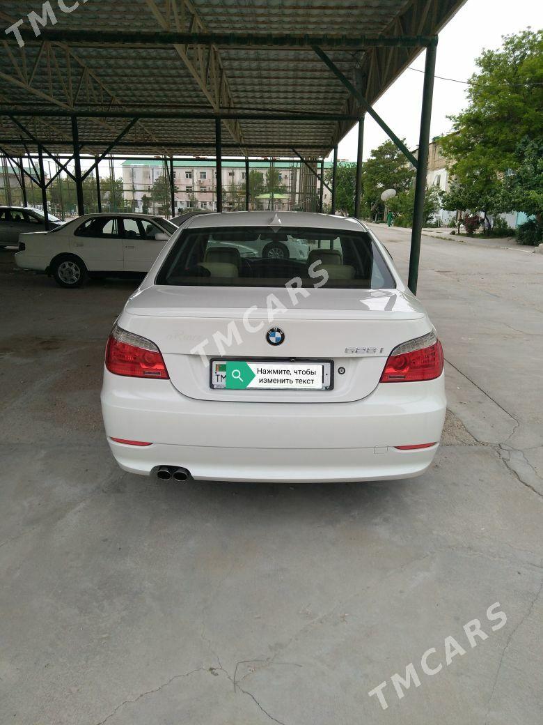 BMW E60 2009 - 198 000 TMT - Балканабат - img 2