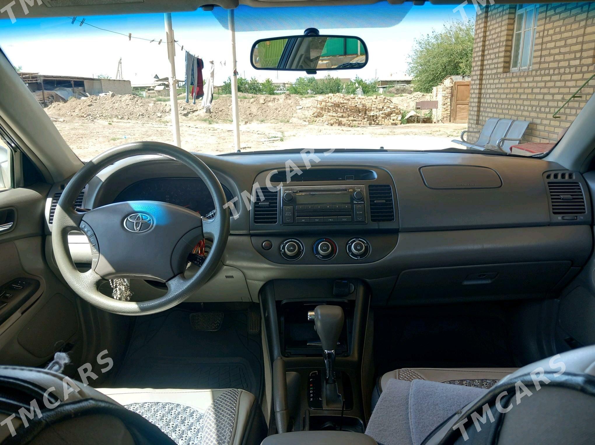 Toyota Camry 2005 - 150 000 TMT - Sakarçäge - img 5