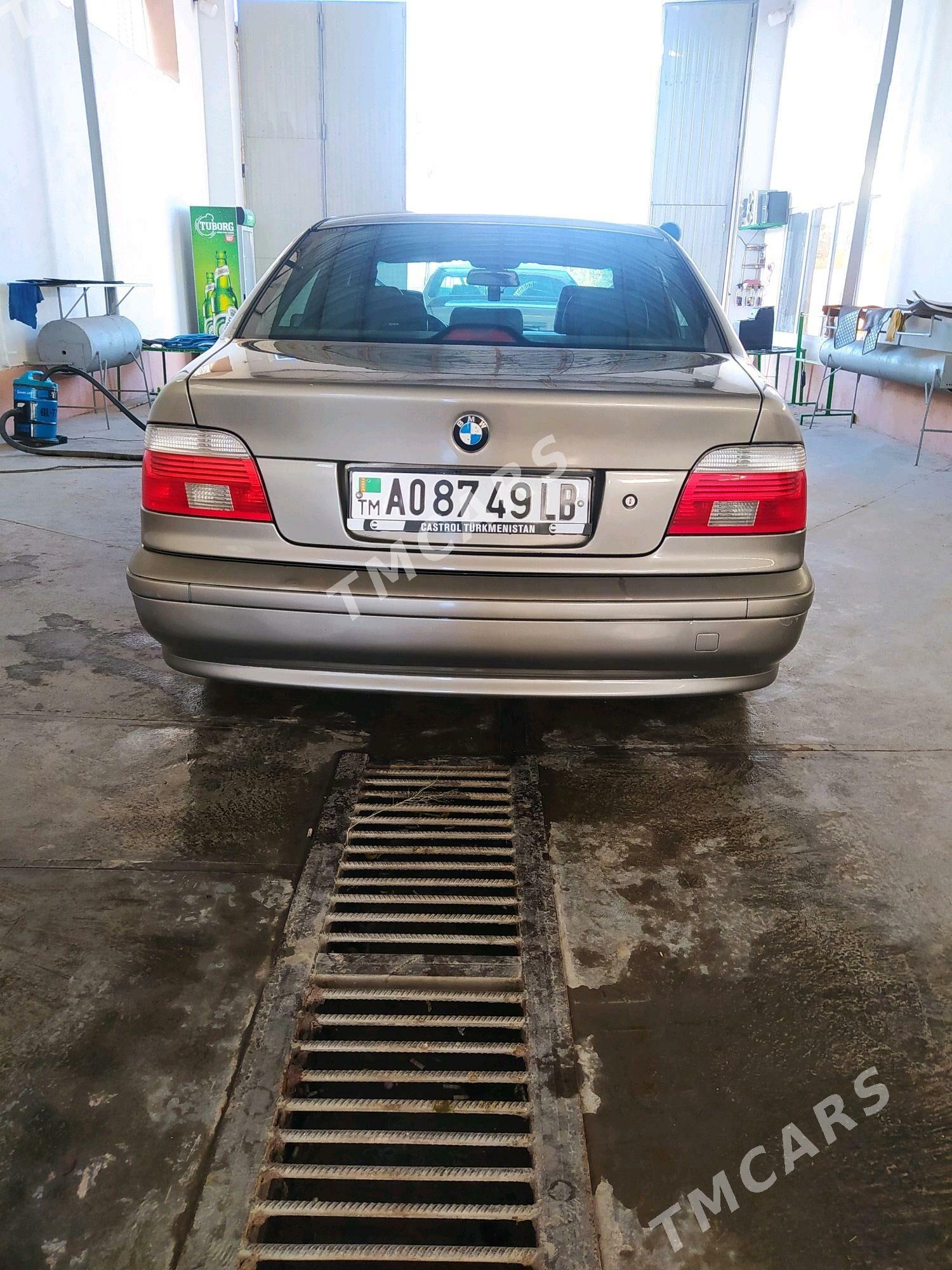 BMW E39 2003 - 155 000 TMT - Dänew - img 5