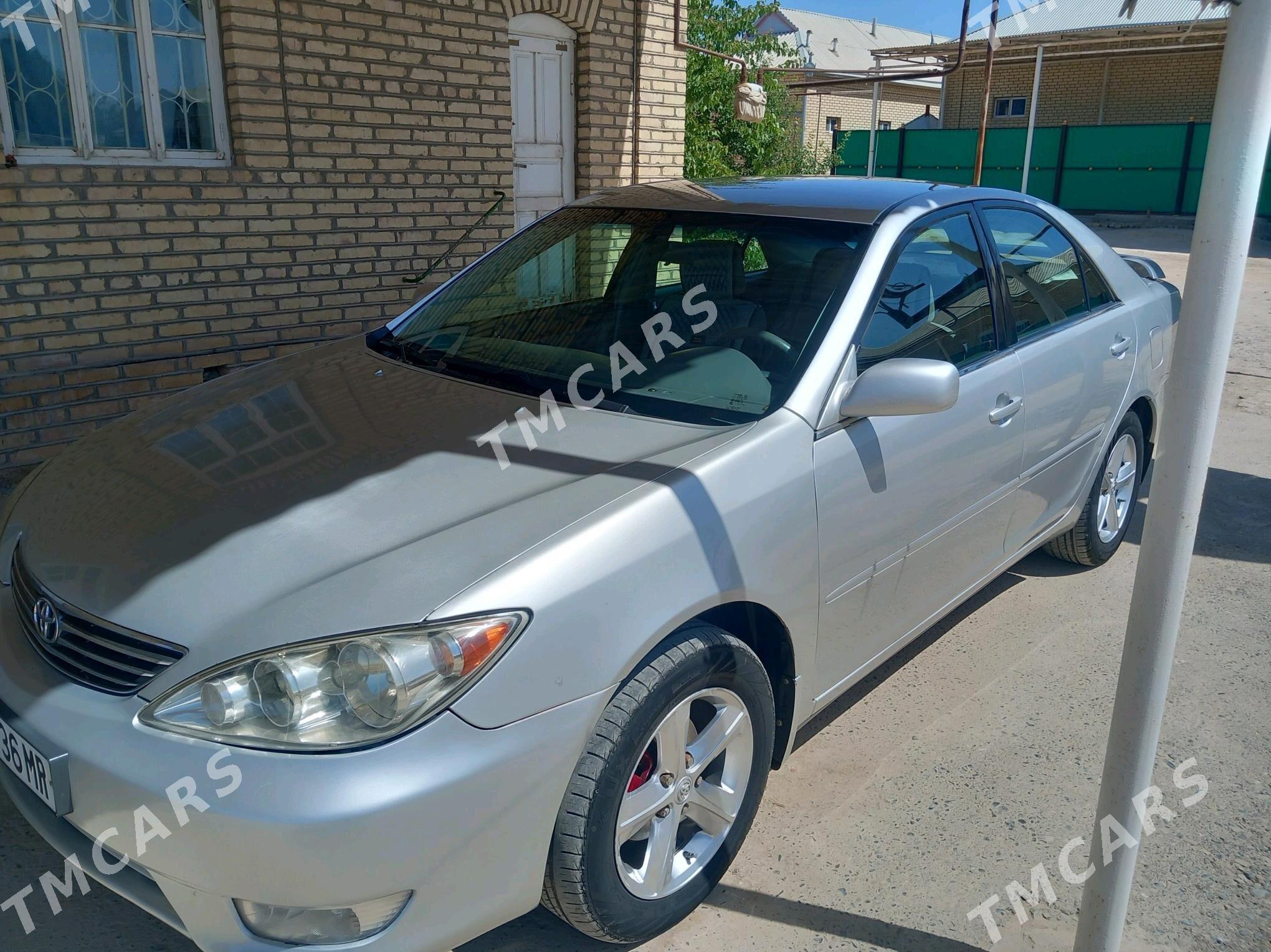 Toyota Camry 2005 - 150 000 TMT - Sakarçäge - img 9